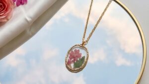 Collar Herbario